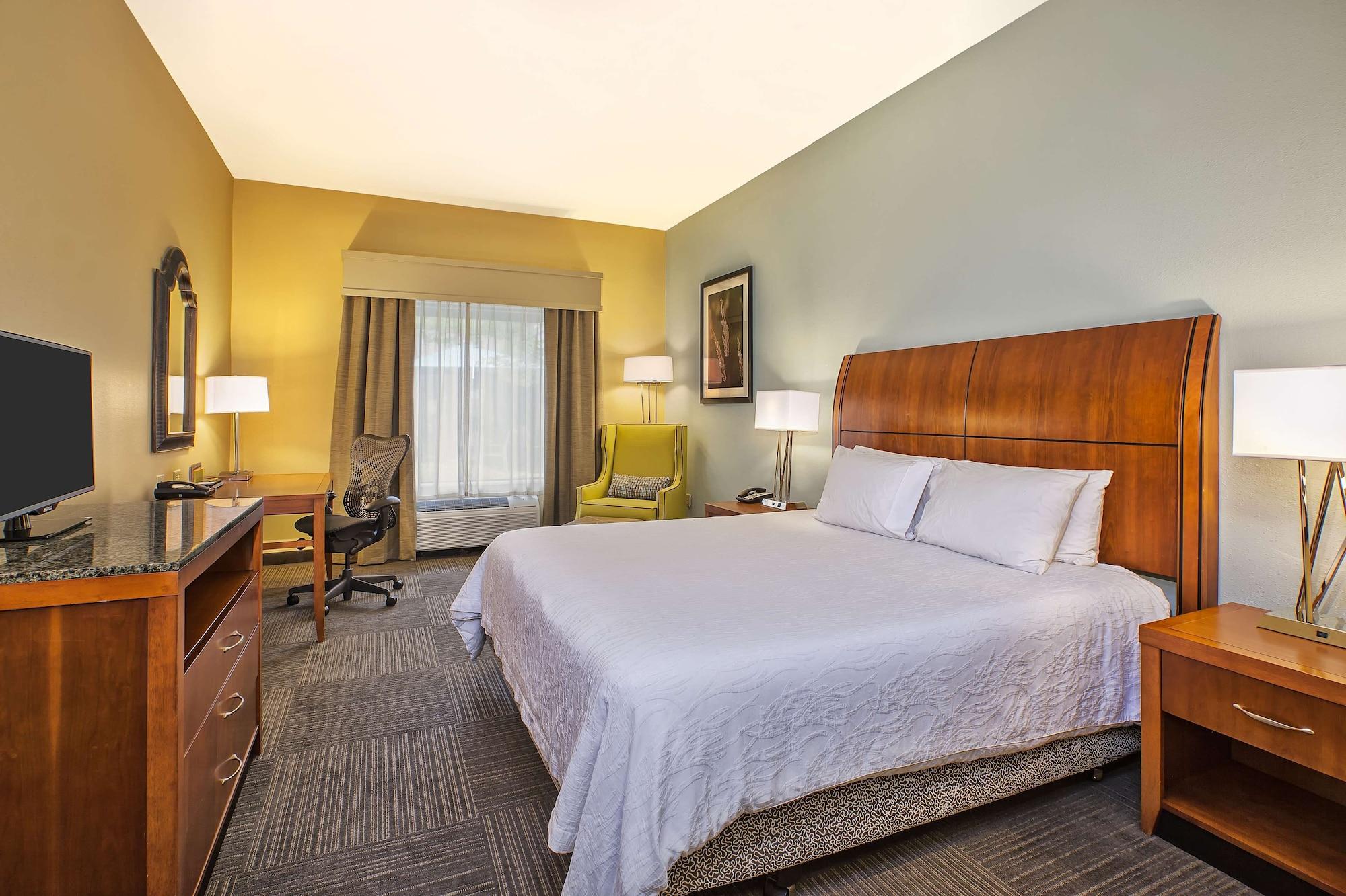 Hilton Garden Inn Beaufort Bagian luar foto