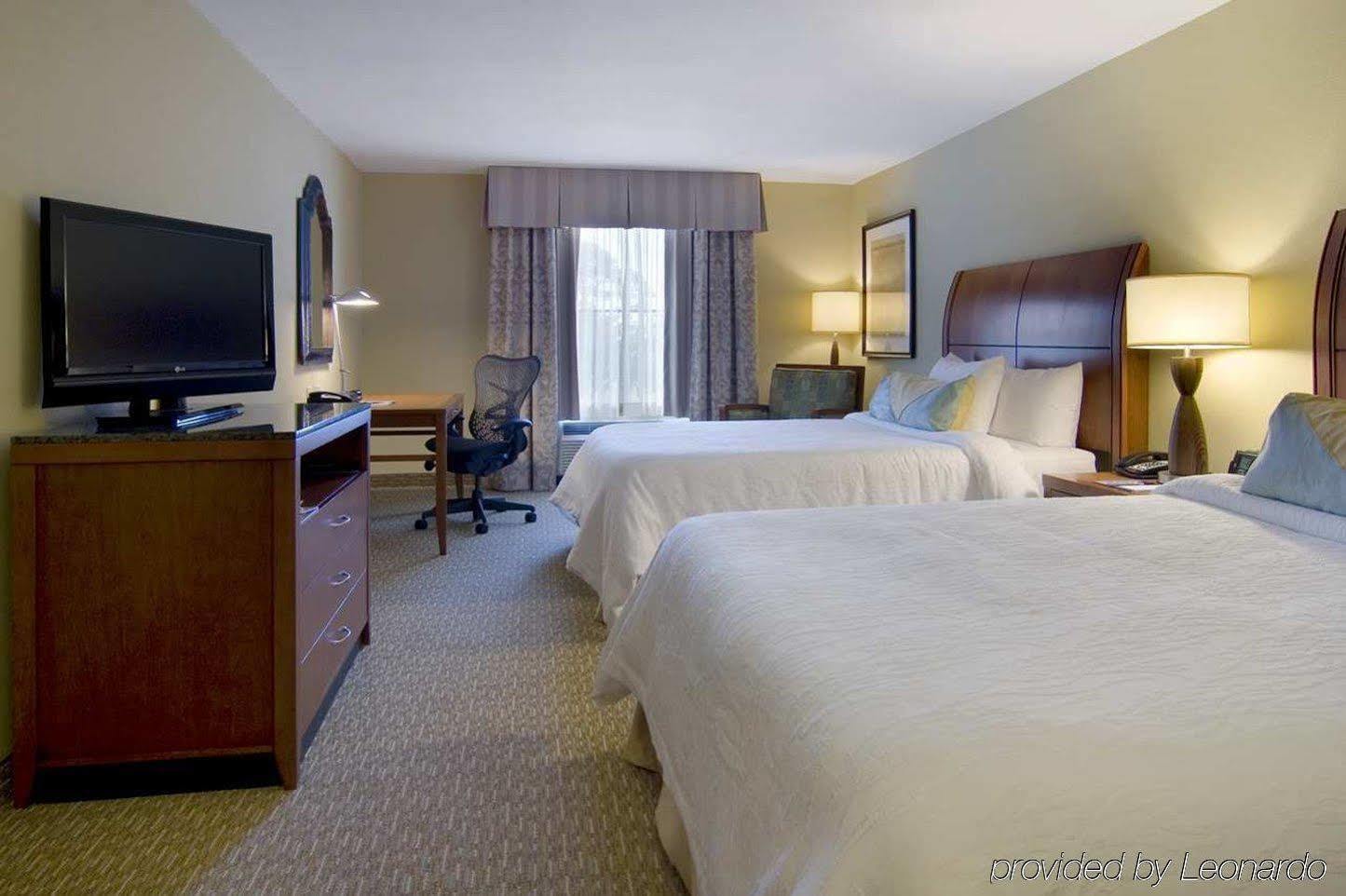 Hilton Garden Inn Beaufort Bagian luar foto
